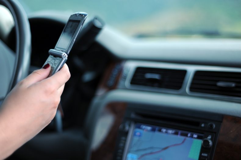 What are distracted driving laws in NH?